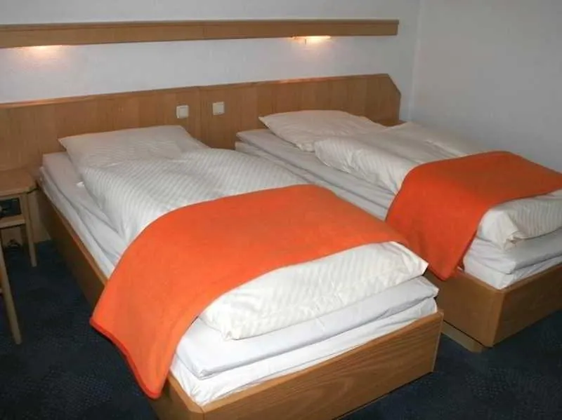 Hansa Hotel Dusseldorf 3*,